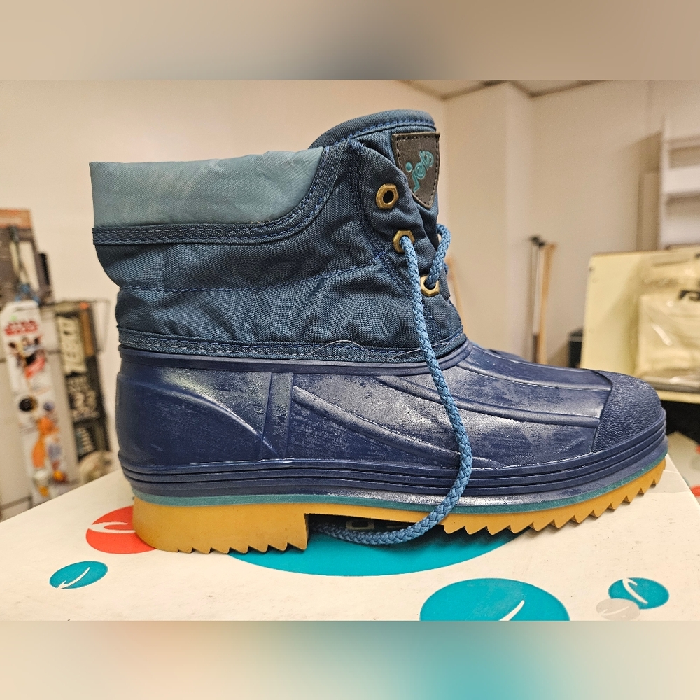 Red Ball Kids Winter Boots